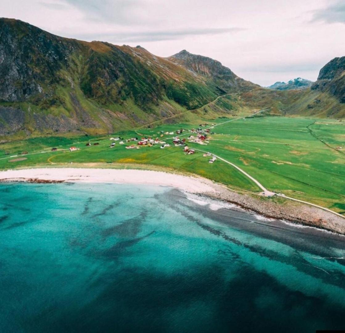 Waterfront Apartment With Panoramic Sea View Henningsvær Exterior foto